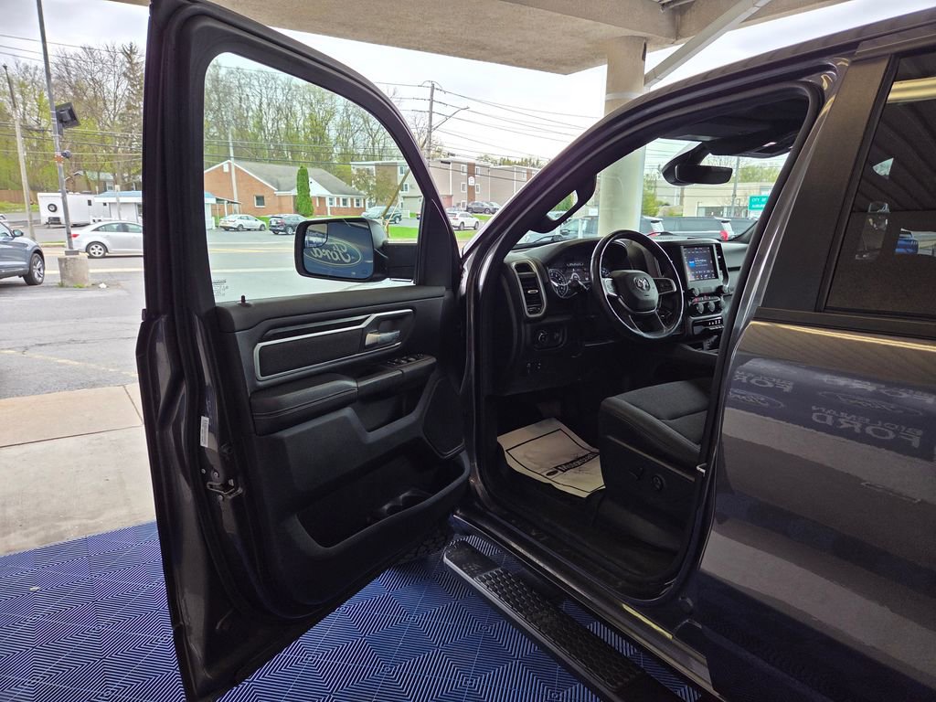 Used 2020 RAM 1500 Big Horn AWD/4WD image 12