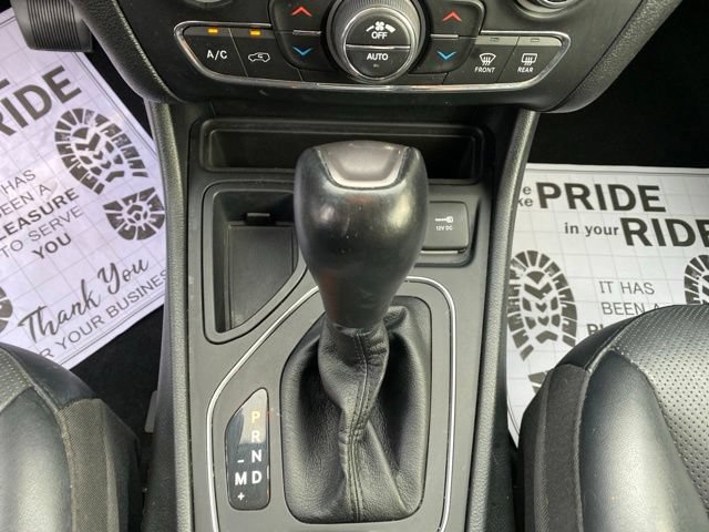 Used 2022 Jeep Cherokee Latitude Lux FWD image 16