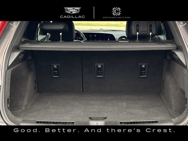 Certified 2025 Cadillac XT4 Premium Luxury FWD image 31