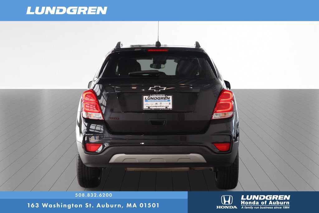 Used 2020 Chevrolet Trax LT w/ Redline Edition FWD image 27