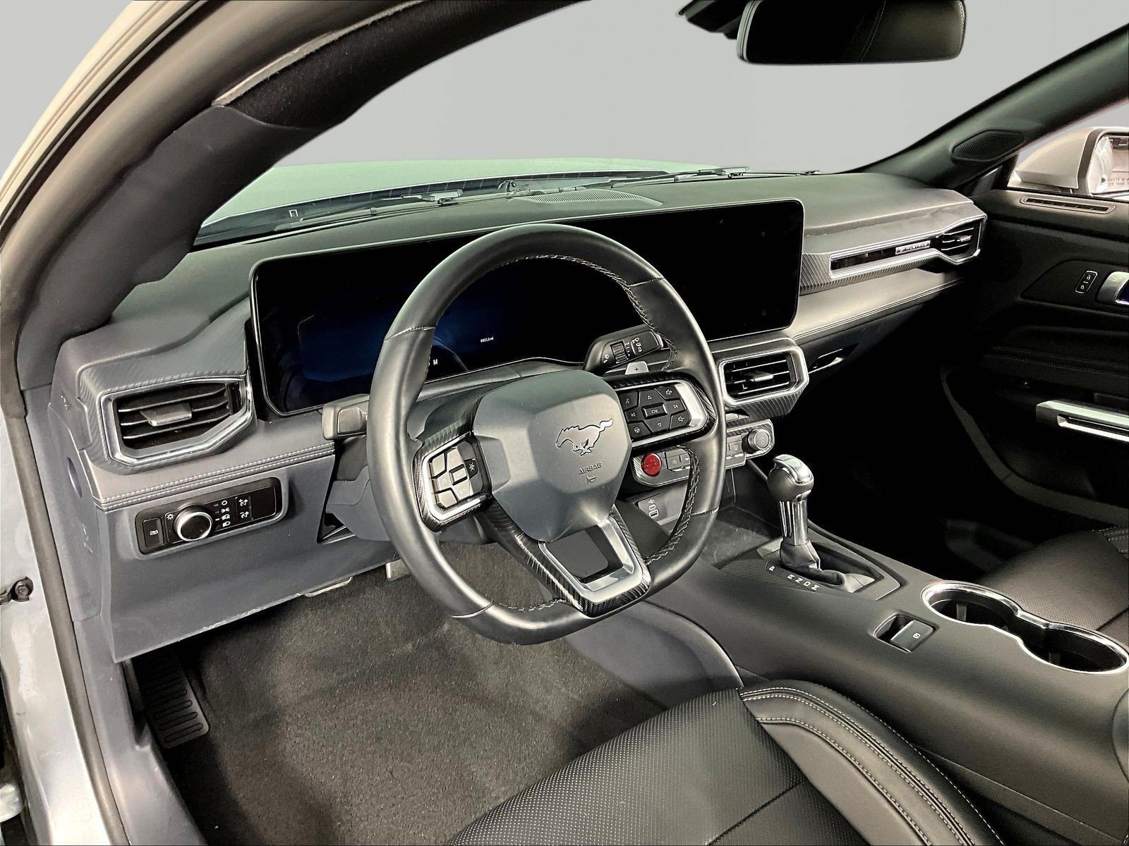 Used 2025 Ford Mustang GT Premium RWD image 15