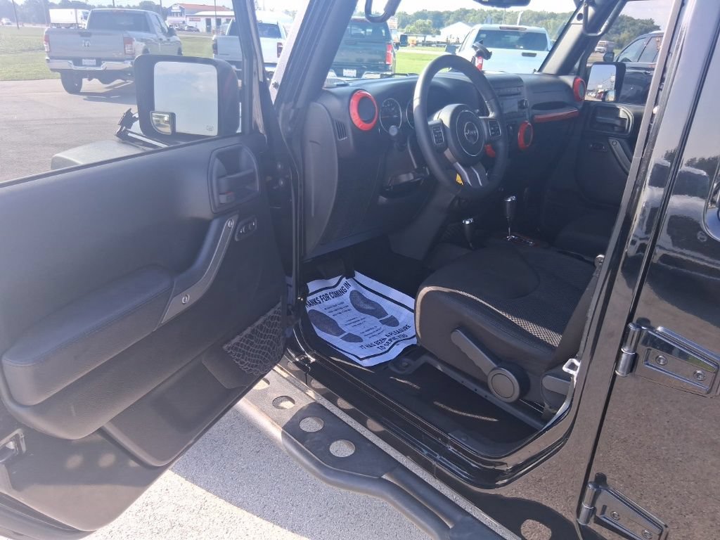Used 2017 Jeep Wrangler Unlimited Sport AWD/4WD image 17