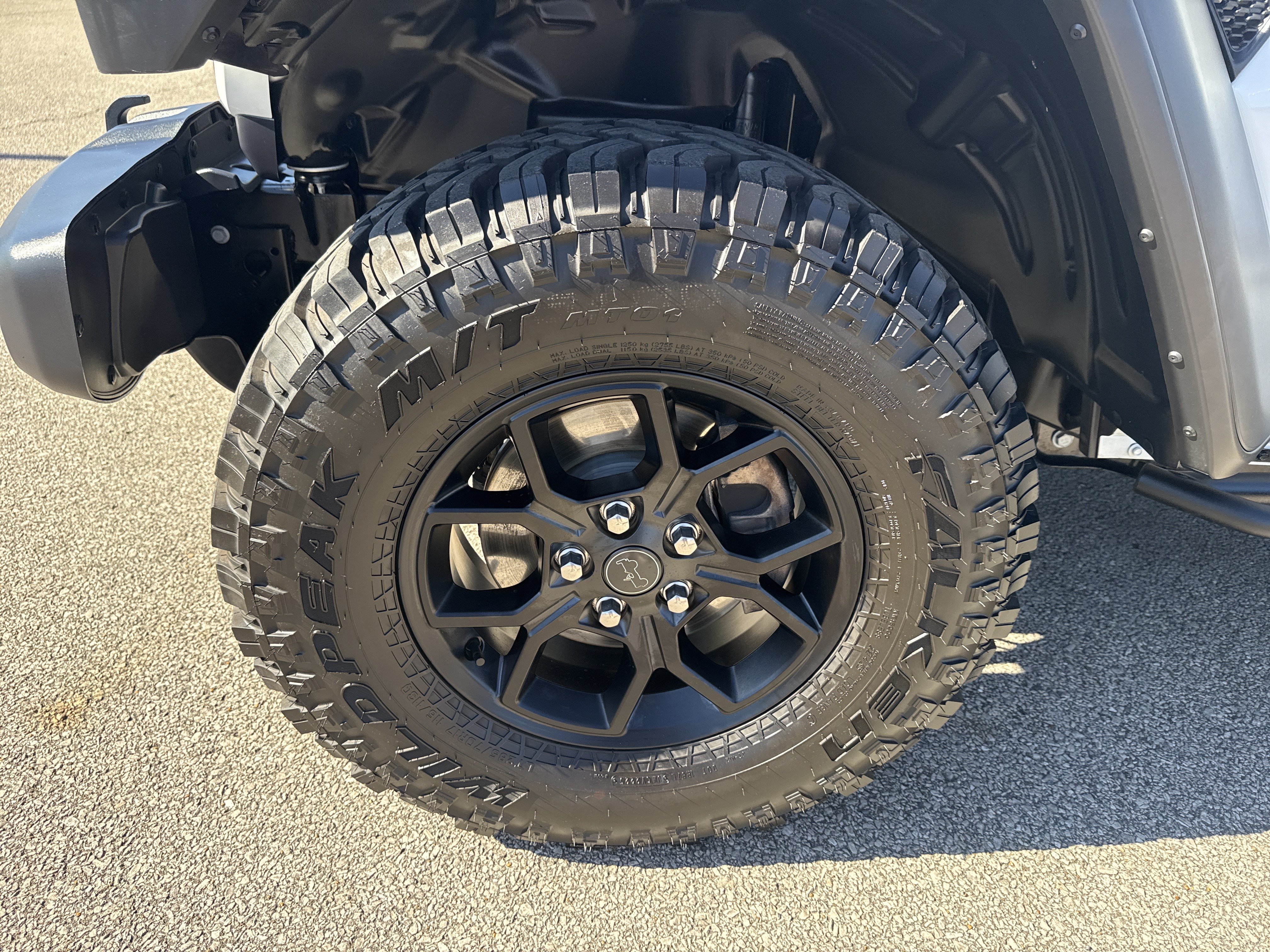 Used 2026 Jeep Wrangler Sport AWD/4WD image 11