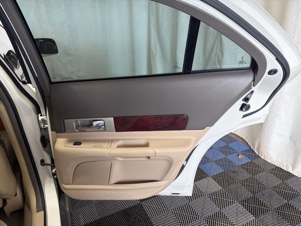 Used 2005 Lincoln LS RWD image 11