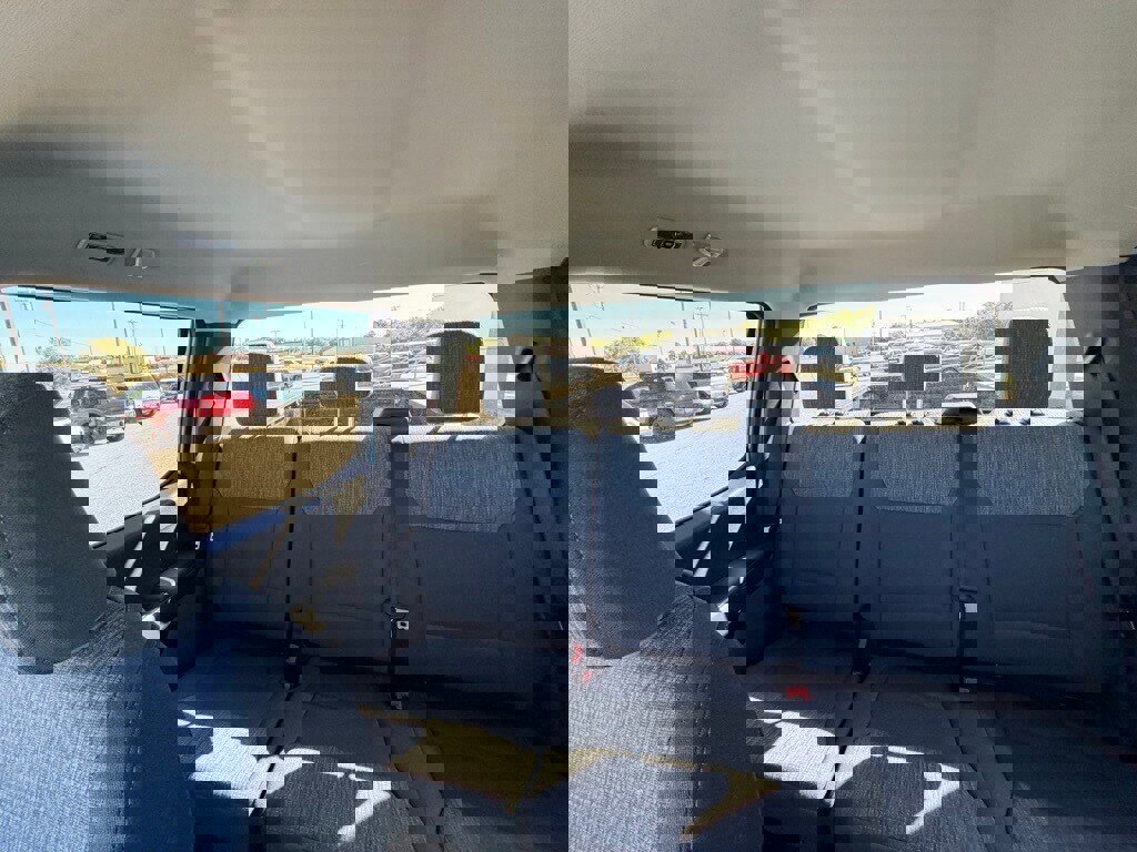 New 2026 Ford F250 XLT w/ FX4 Off-Road Package image 27