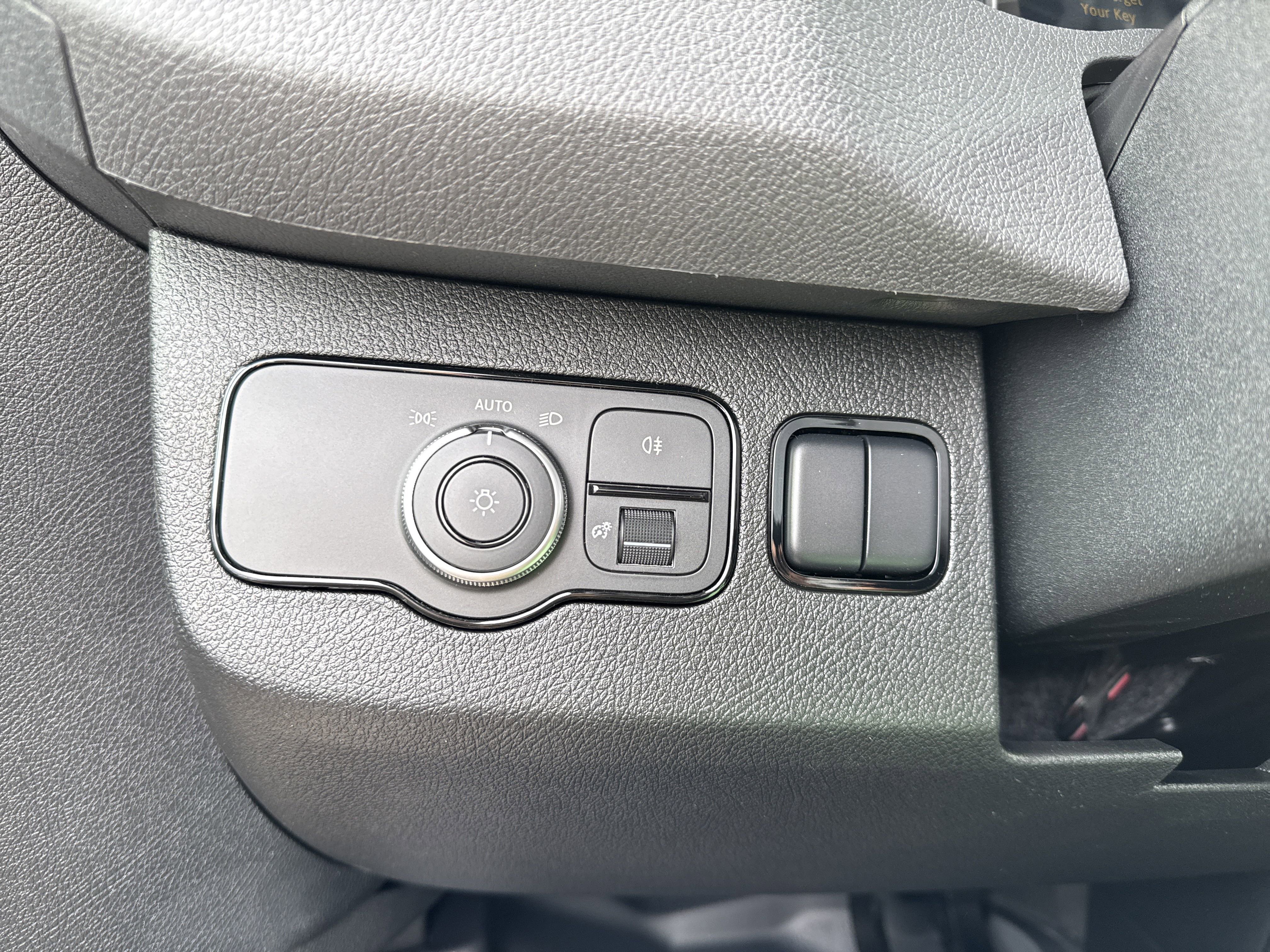 New 2025 Mercedes-Benz Sprinter 2500 image 14