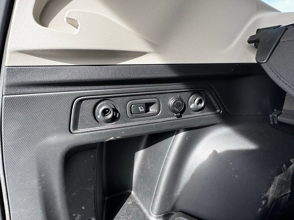 Used 2024 Subaru Forester Limited image 7