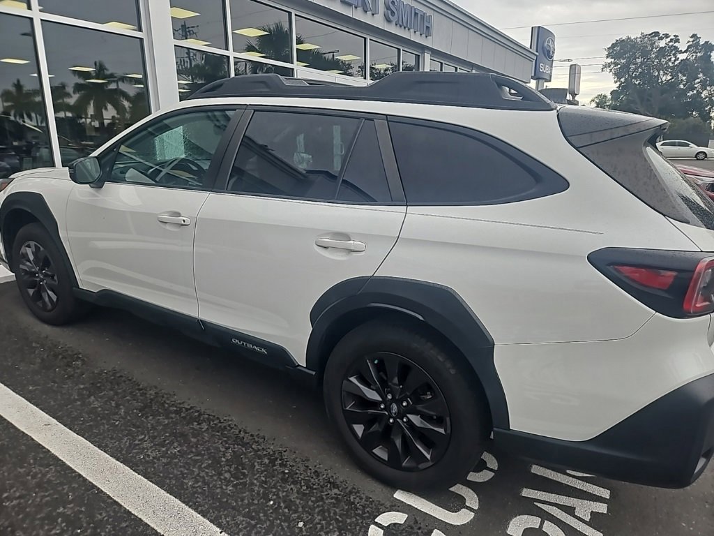 Certified 2023 Subaru Outback Onyx Edition image 4