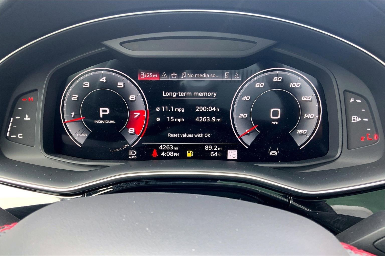 Used 2025 Audi SQ8 Prestige w/ Prestige Package AWD/4WD image 25