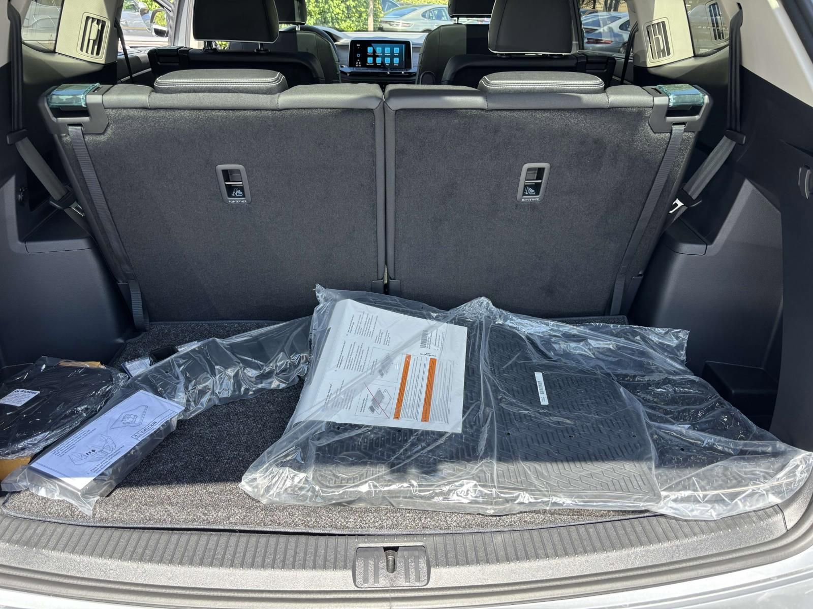 New 2026 Volkswagen Atlas SEL Premium R-Line image 9