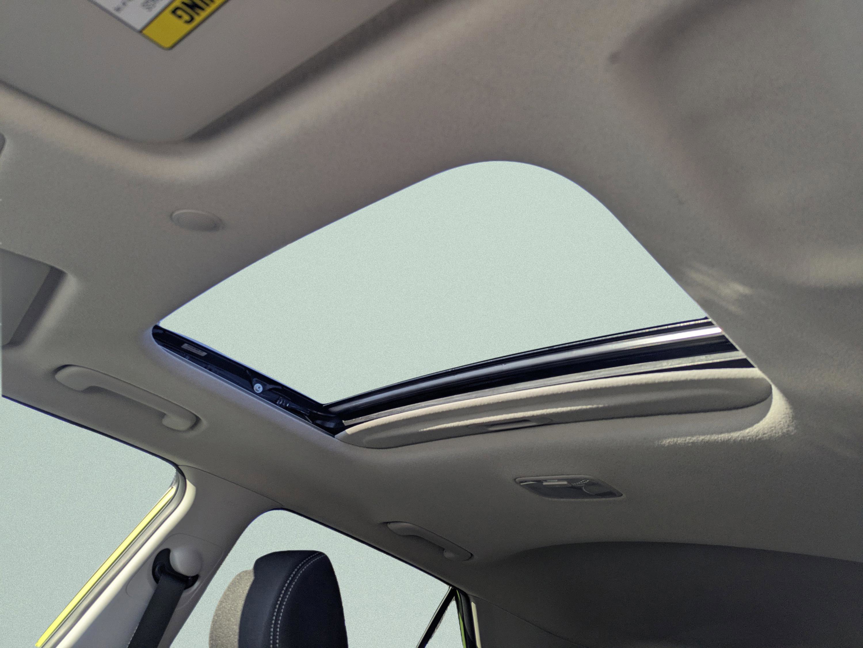 Certified 2024 Hyundai Venue SEL image 19