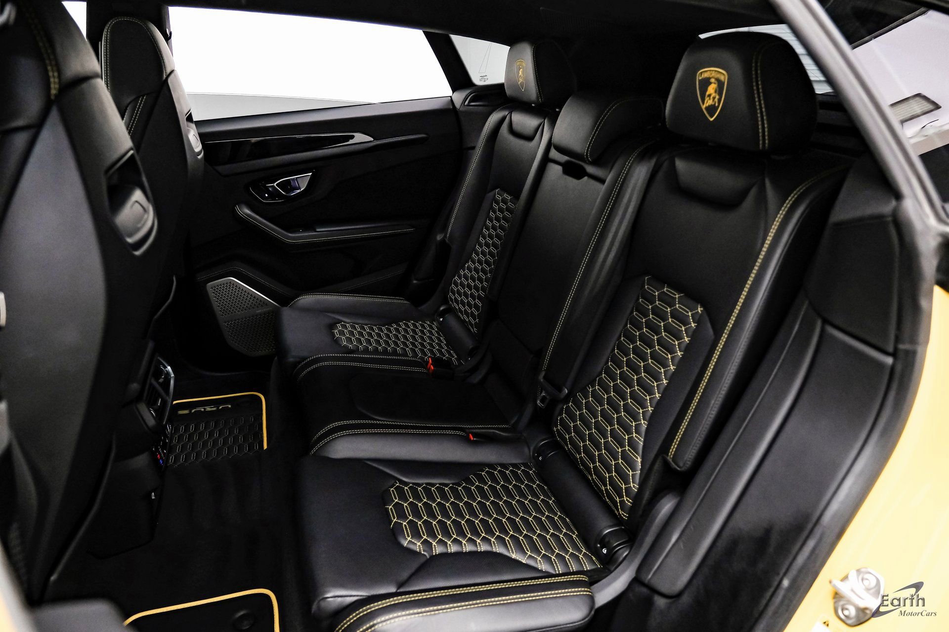 Used 2021 Lamborghini Urus image 92