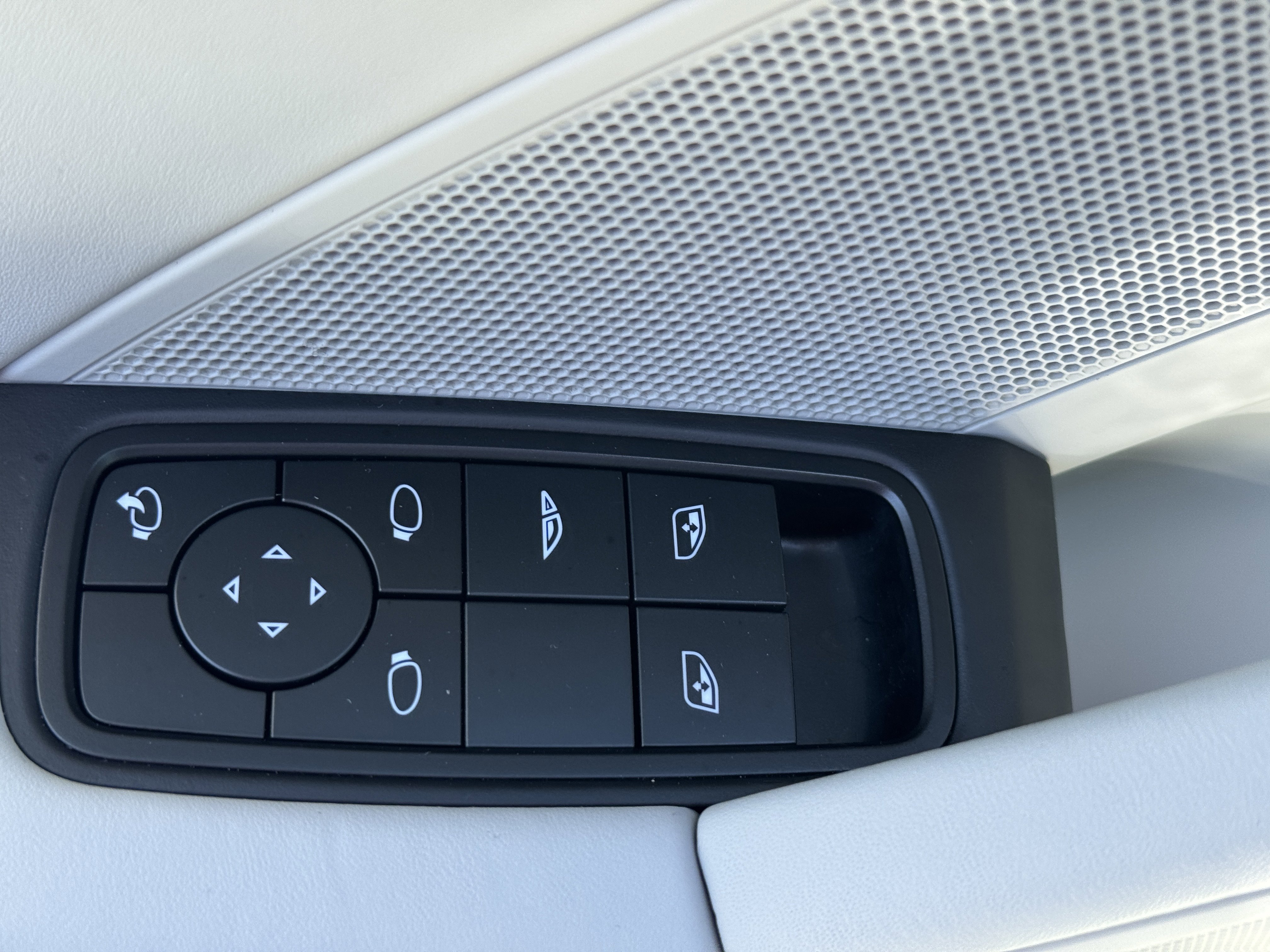 Certified 2025 Porsche 911 Carrera image 19