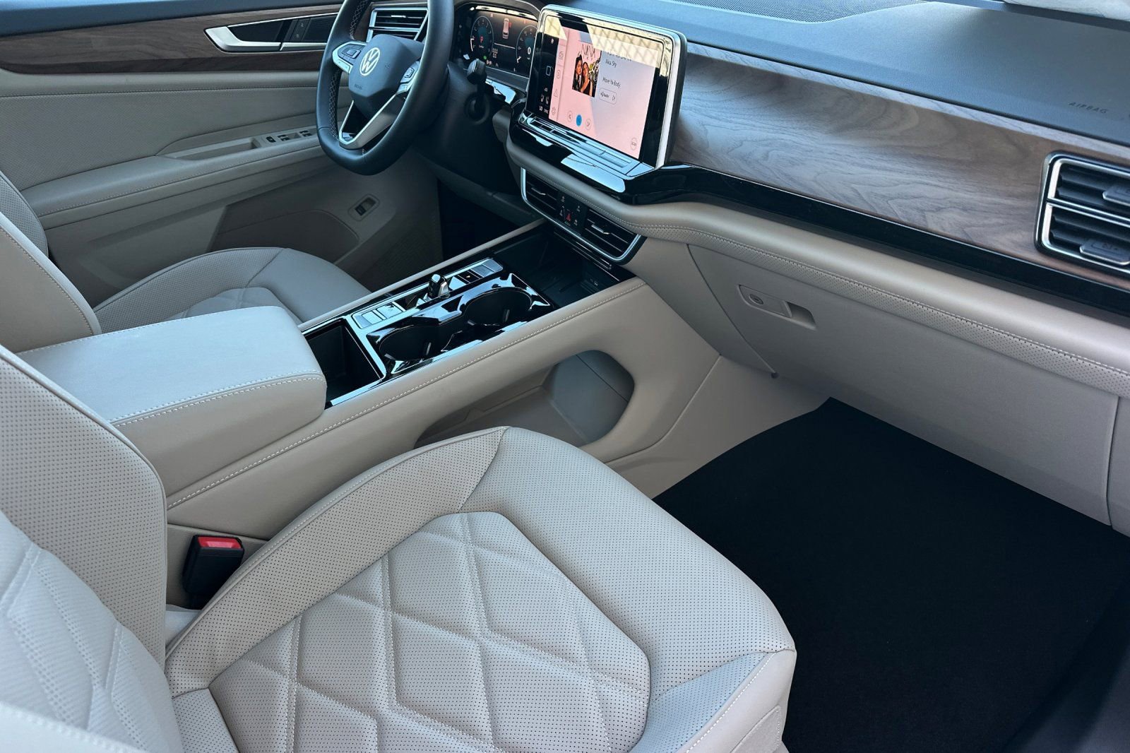 New 2026 Volkswagen Atlas SE AWD/4WD image 17