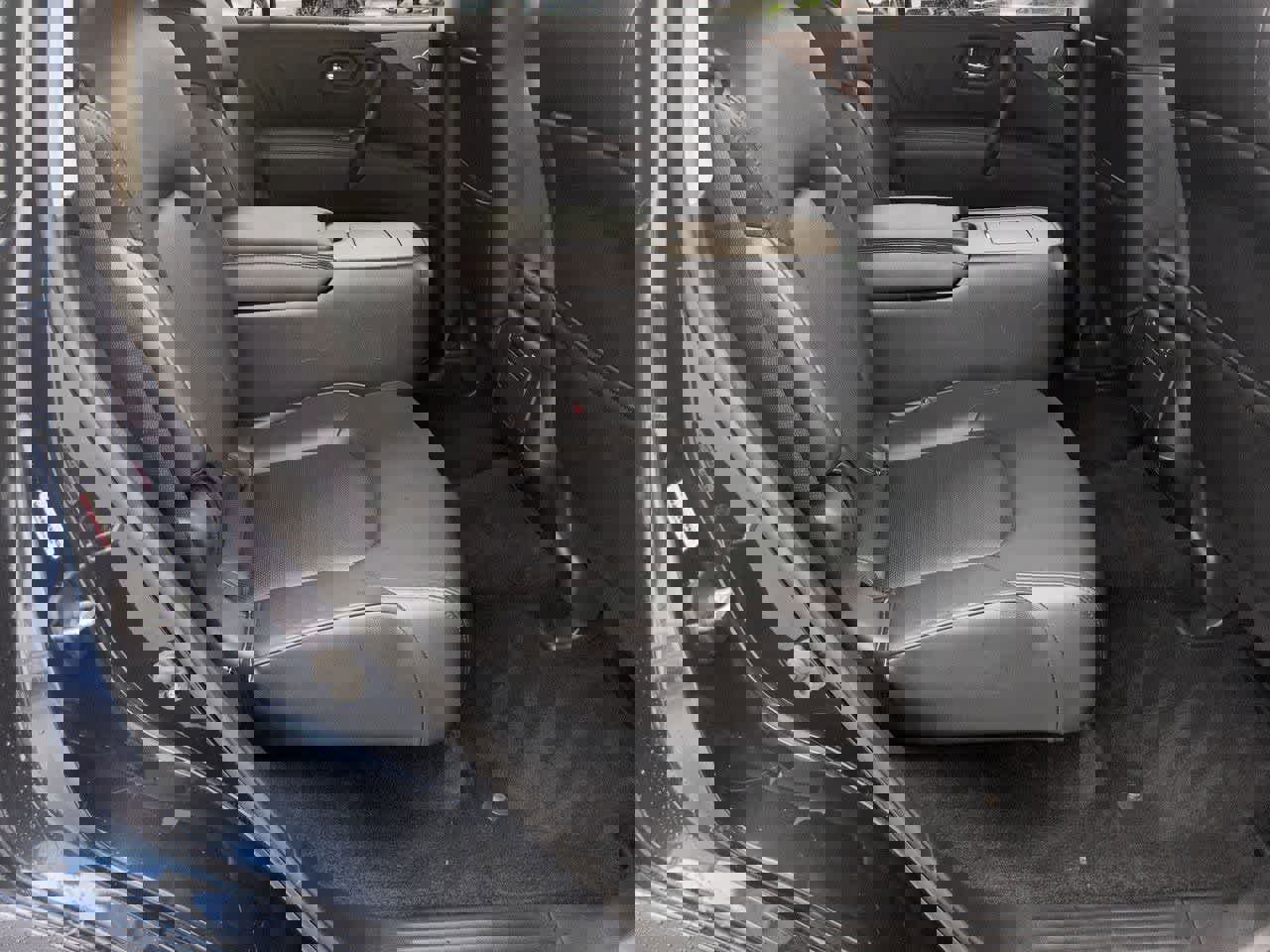 Used 2022 Nissan Armada SL w/ Captain's Chairs Package image 21