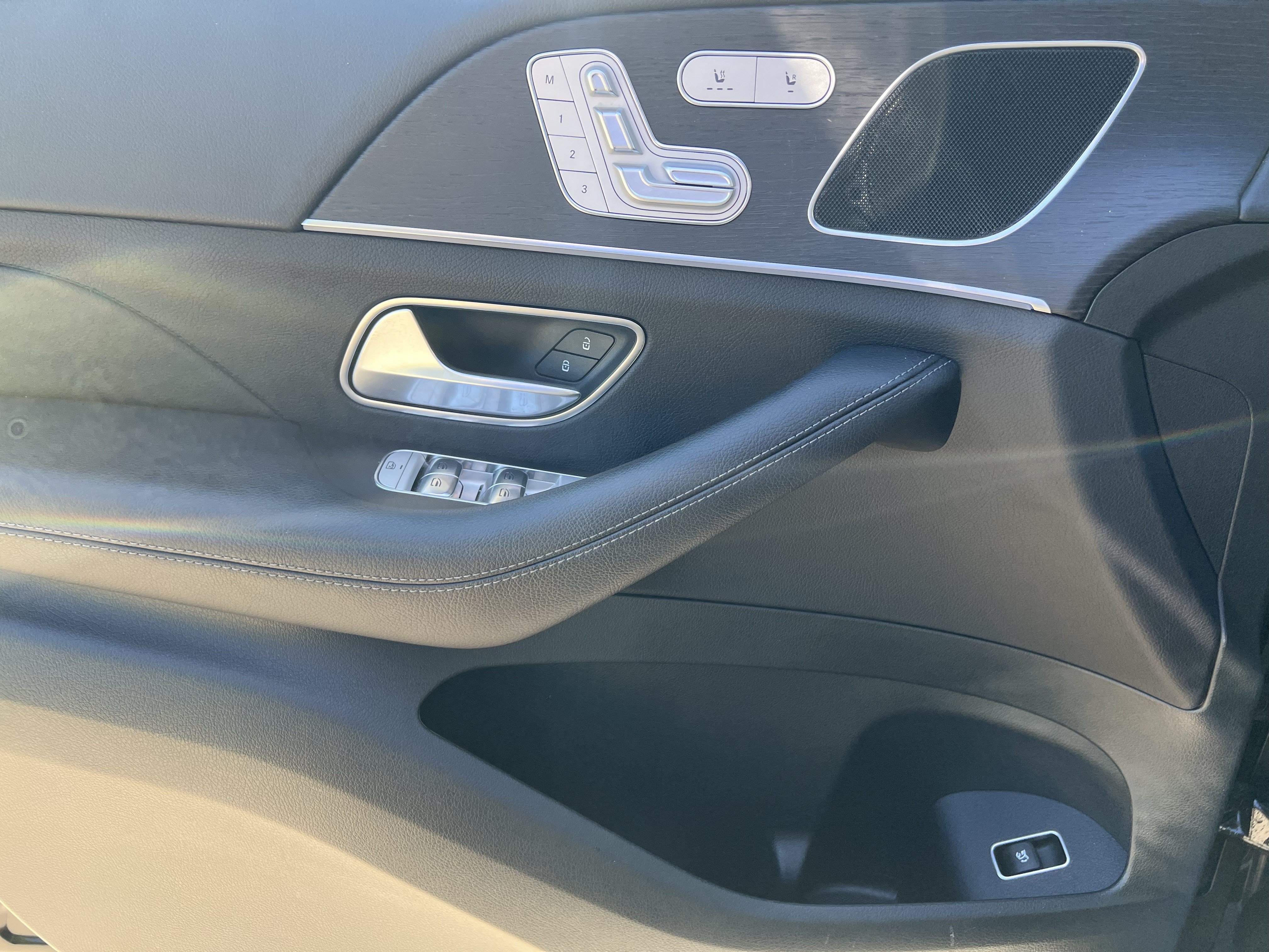 Certified 2025 Mercedes-Benz GLE 350 4MATIC image 14