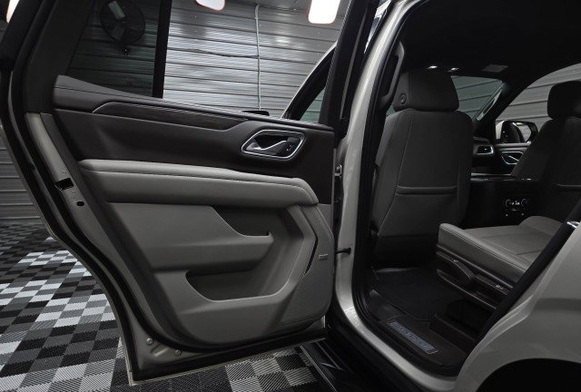 Used 2022 Chevrolet Tahoe LT w/ Luxury Package AWD/4WD image 36