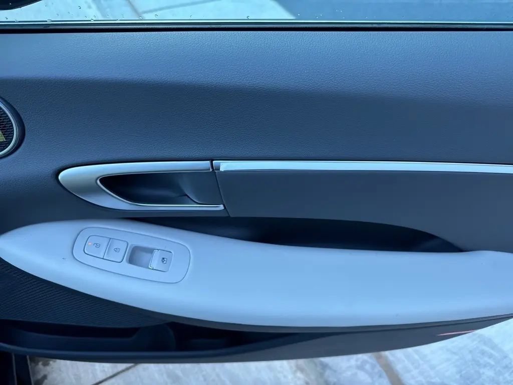 New 2026 Hyundai Sonata SEL FWD image 14