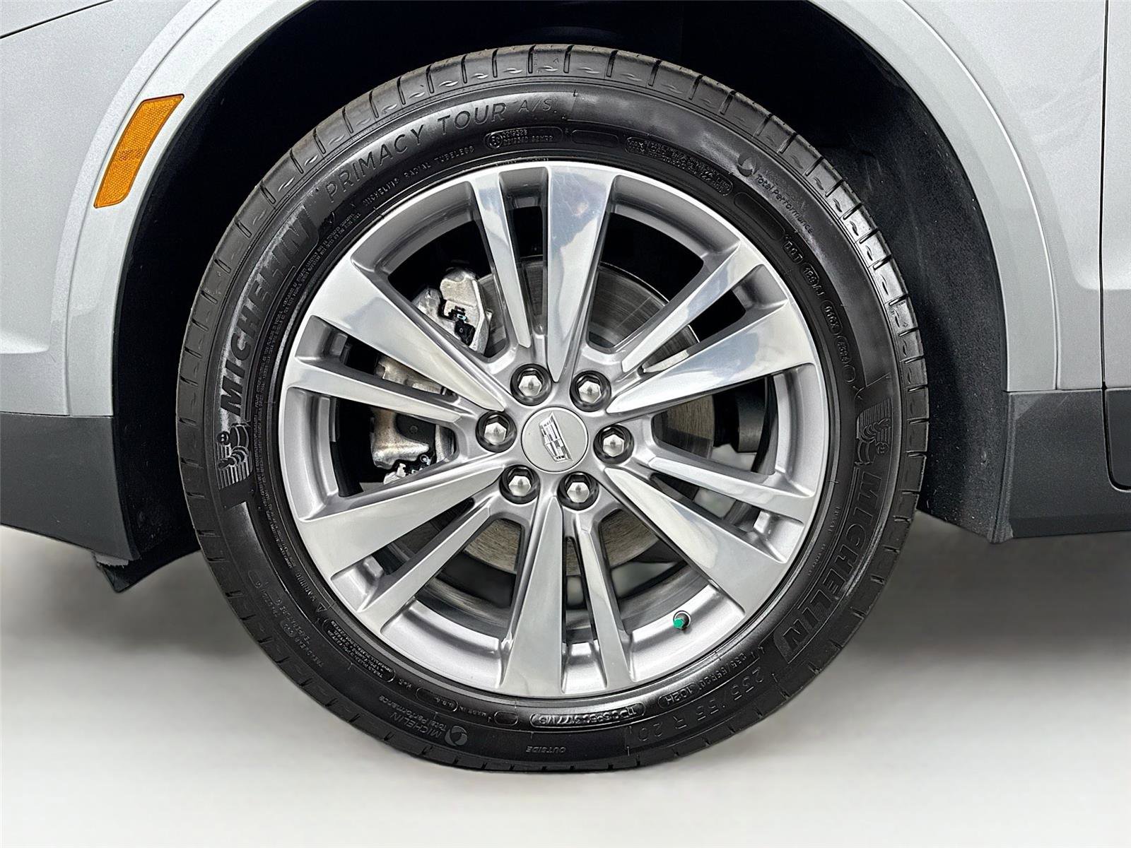 Used 2025 Cadillac XT5 Premium Luxury image 12