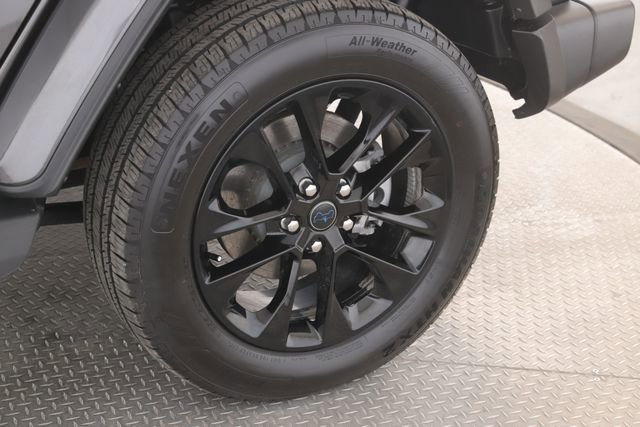 Used 2025 Jeep Wrangler Unlimited Sahara image 14