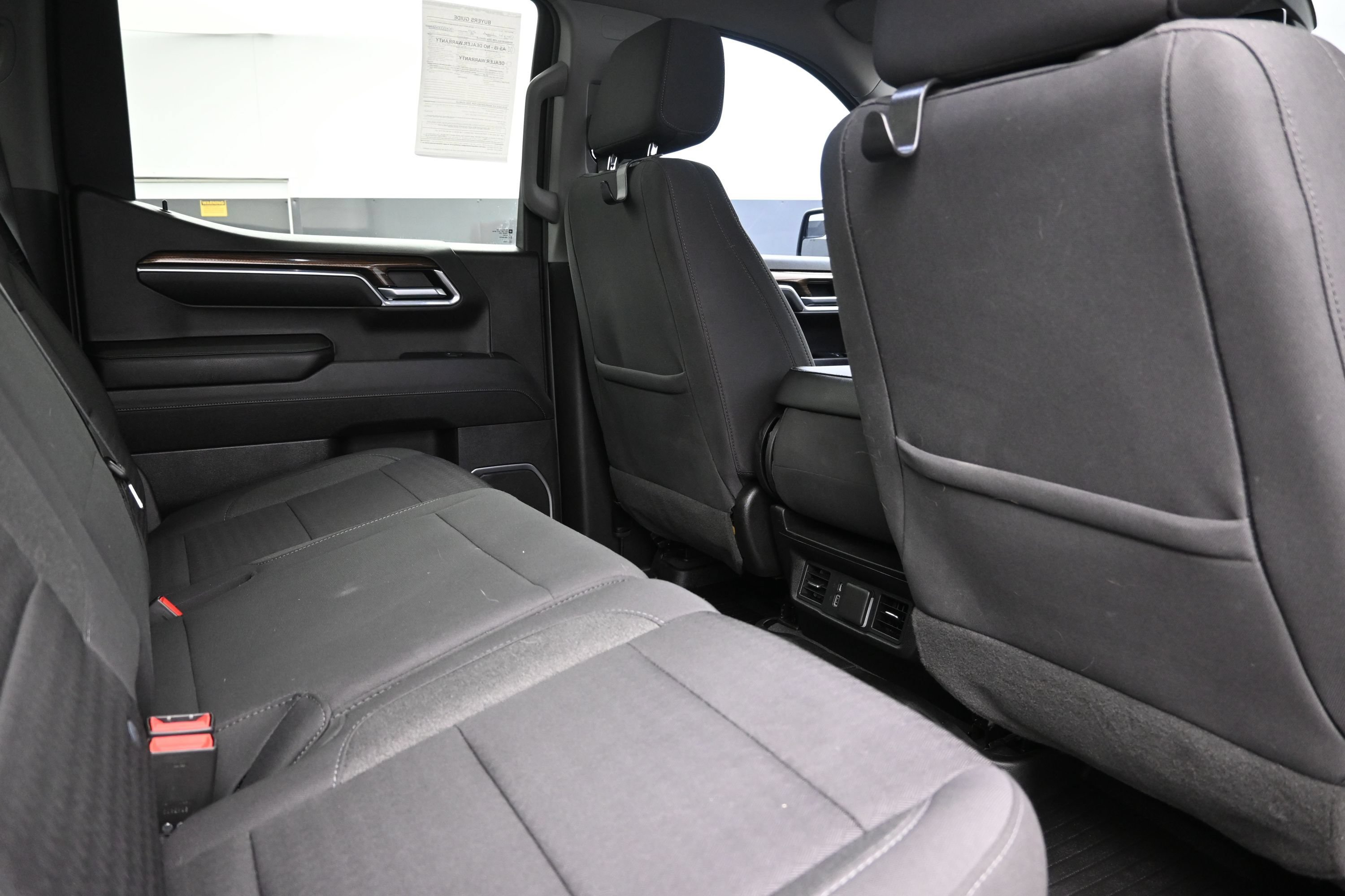 Used 2023 Chevrolet Silverado 1500 LT AWD/4WD image 23