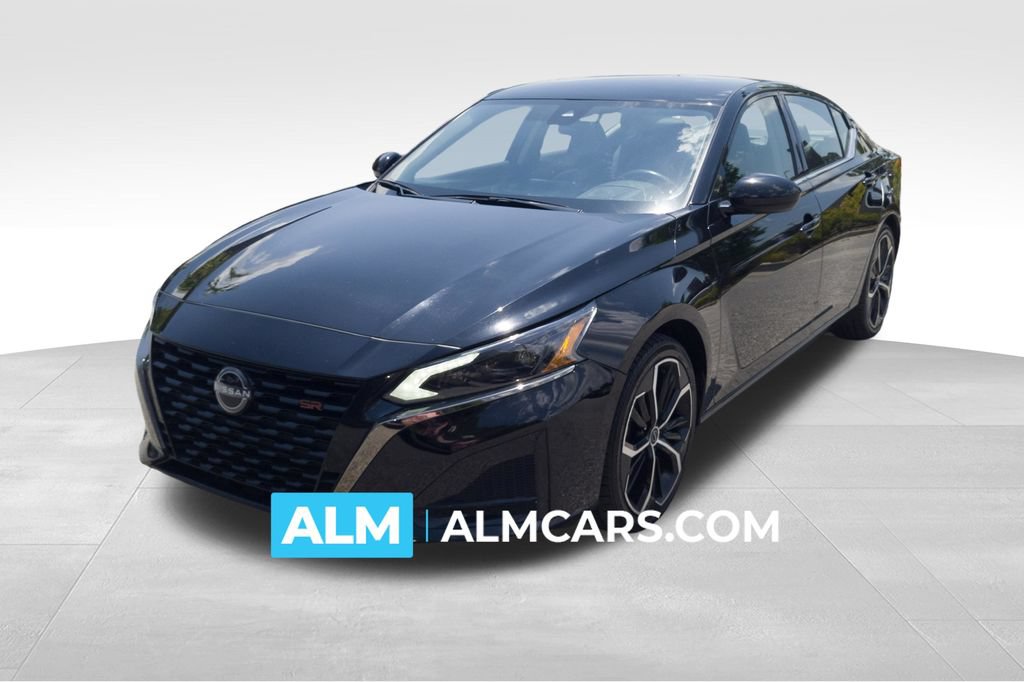 Used 2024 Nissan Altima 2.5 SR