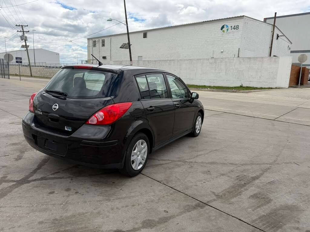 Used 2011 Nissan Versa 1.8 S w/ Plus Pkg FWD image 6