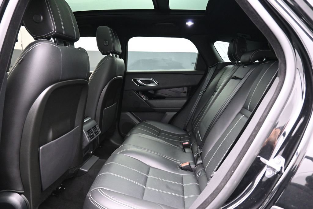 Used 2019 Land Rover Range Rover Velar S AWD/4WD image 21