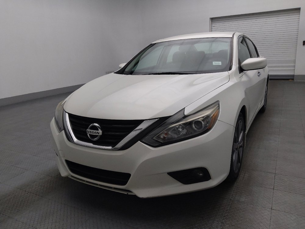 Used 2018 Nissan Altima 2.5 SR w/ SR Special Edition image 15