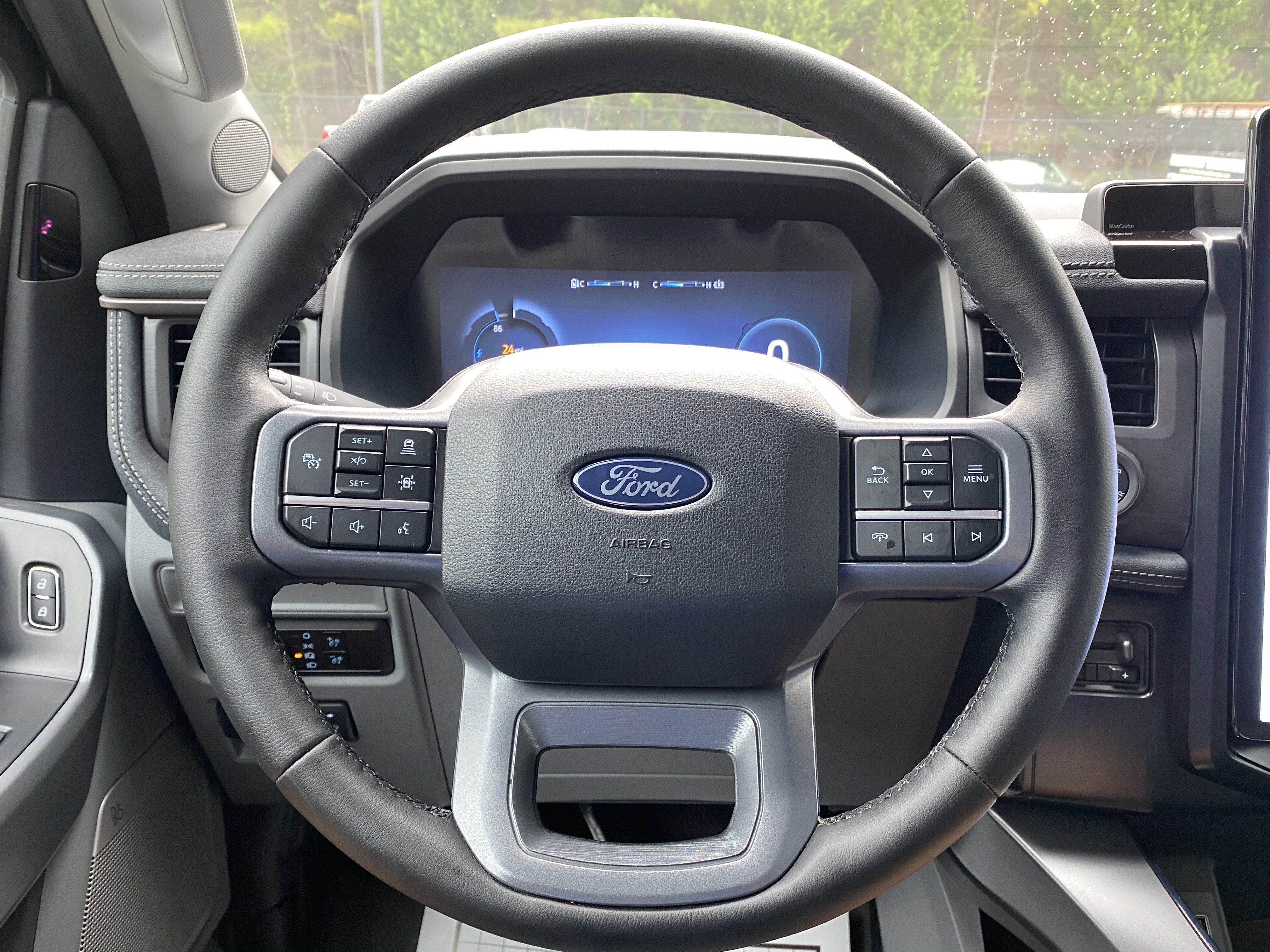 Used 2025 Ford F150 Lightning Flash AWD/4WD image 18