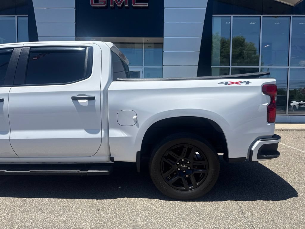 Used 2023 Chevrolet Silverado 1500 Custom AWD/4WD image 5
