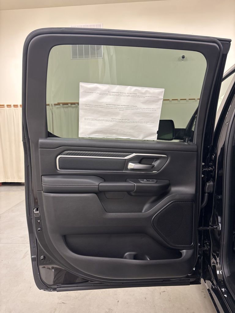 New 2026 RAM 1500 Big Horn AWD/4WD image 25