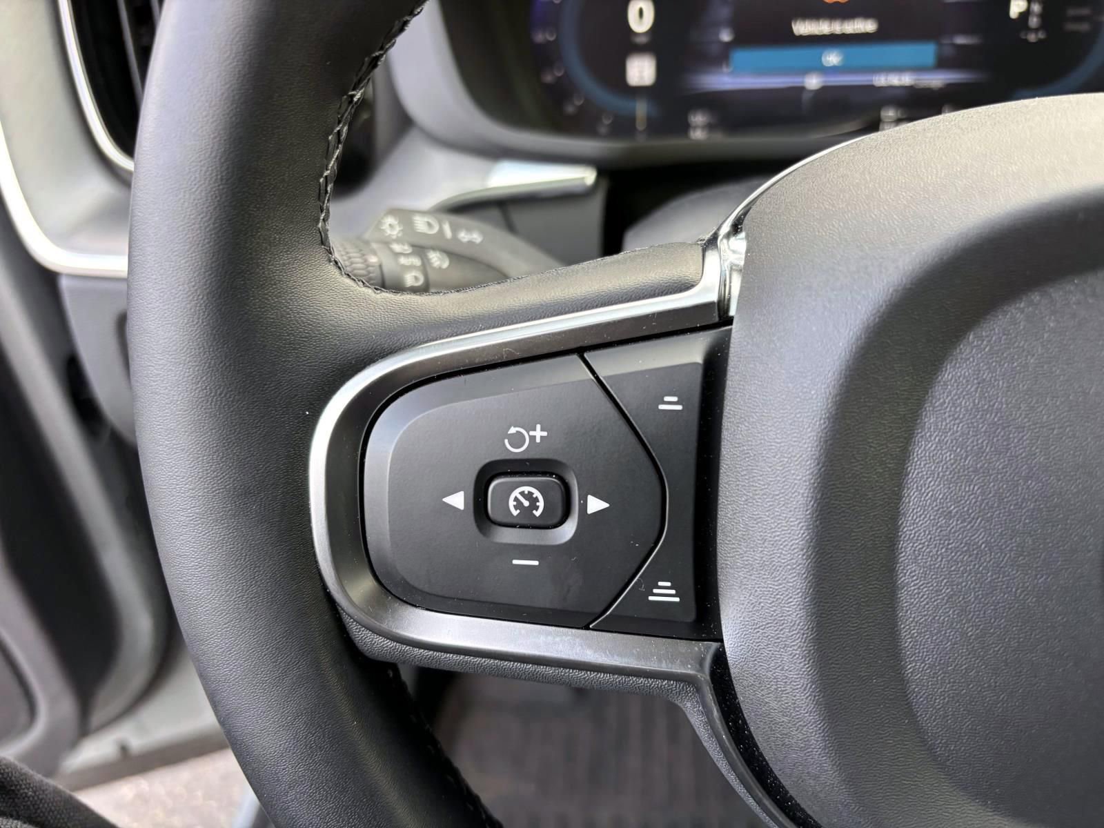 Used 2025 Volvo XC60 T8 Core w/ Protection Package Premier image 17