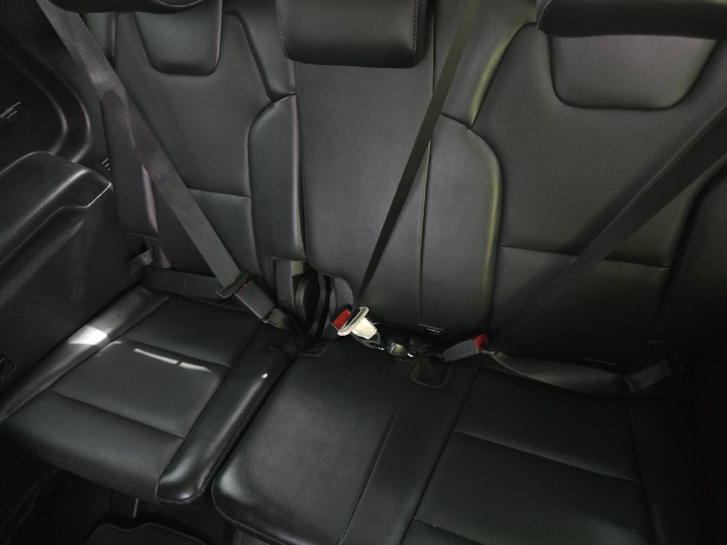 Used 2020 Kia Telluride S FWD image 14