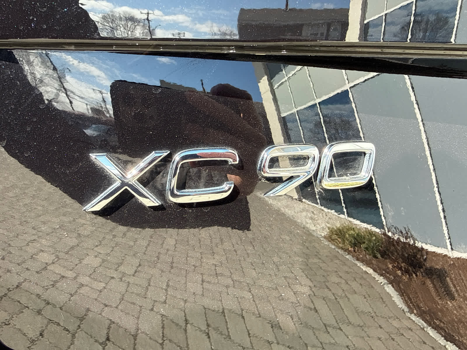 Used 2026 Volvo XC90 B6 Ultra w/ Protection Package Premier image 17