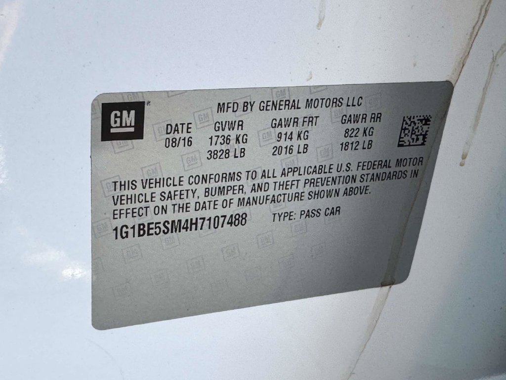 Used 2017 Chevrolet Cruze LT FWD image 27