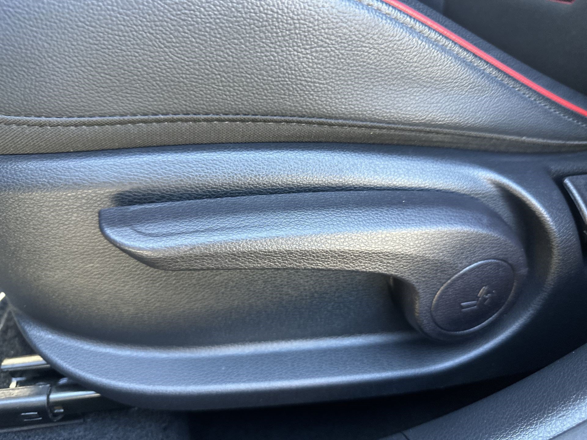 Certified 2021 Kia Forte GT FWD image 14