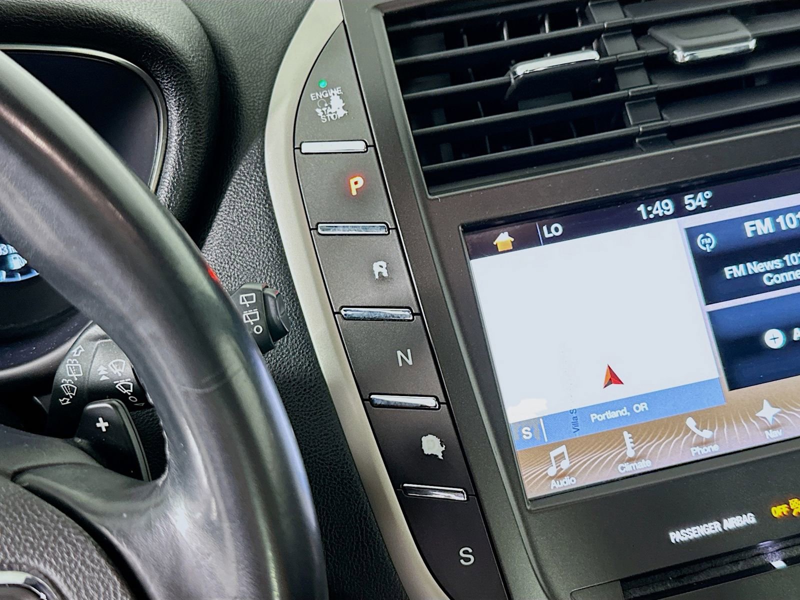 Used 2017 Lincoln MKC Select w/ Select Plus Package image 18