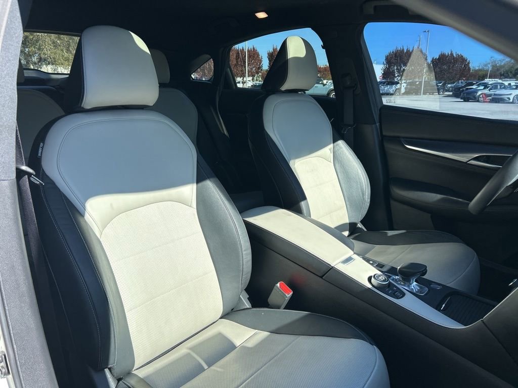 Used 2022 INFINITI QX55 Essential w/ Proassist Package image 45