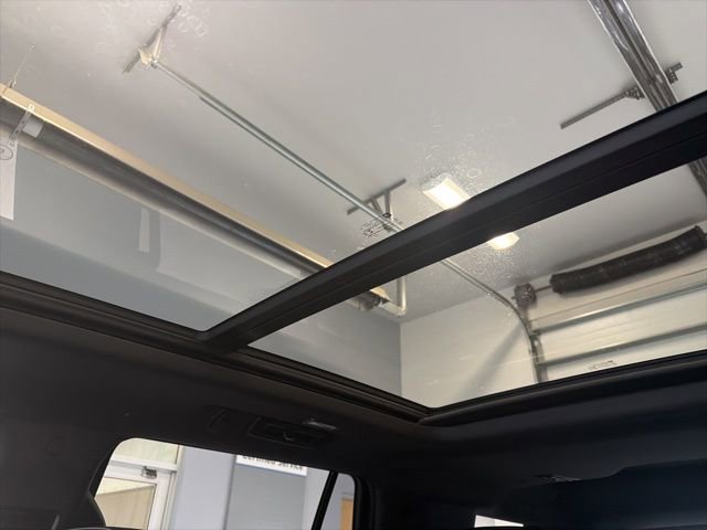 Used 2021 Chevrolet Tahoe LT w/ LT Signature Package image 2