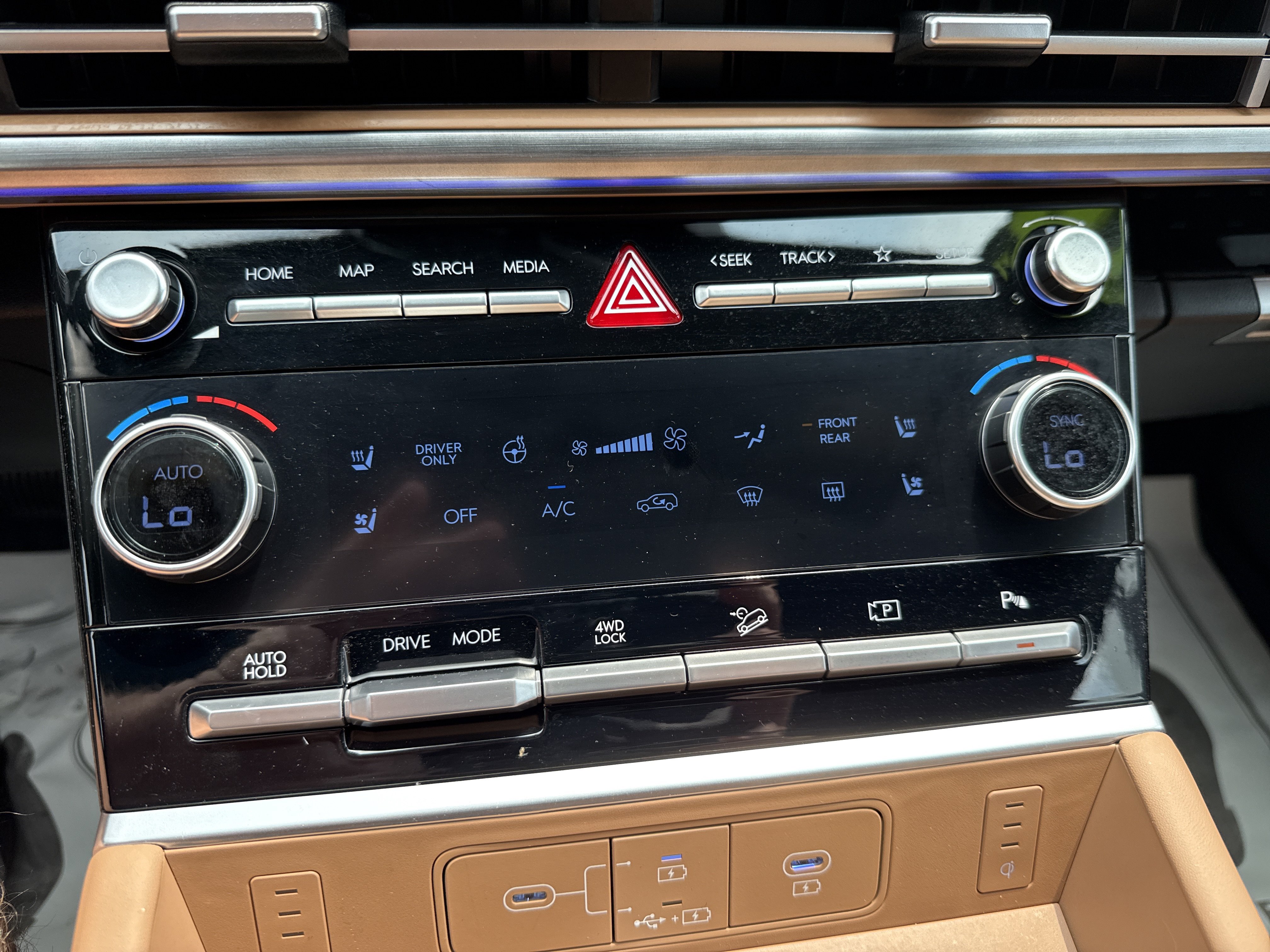 Used 2026 Hyundai Santa Fe Calligraphy AWD/4WD image 26