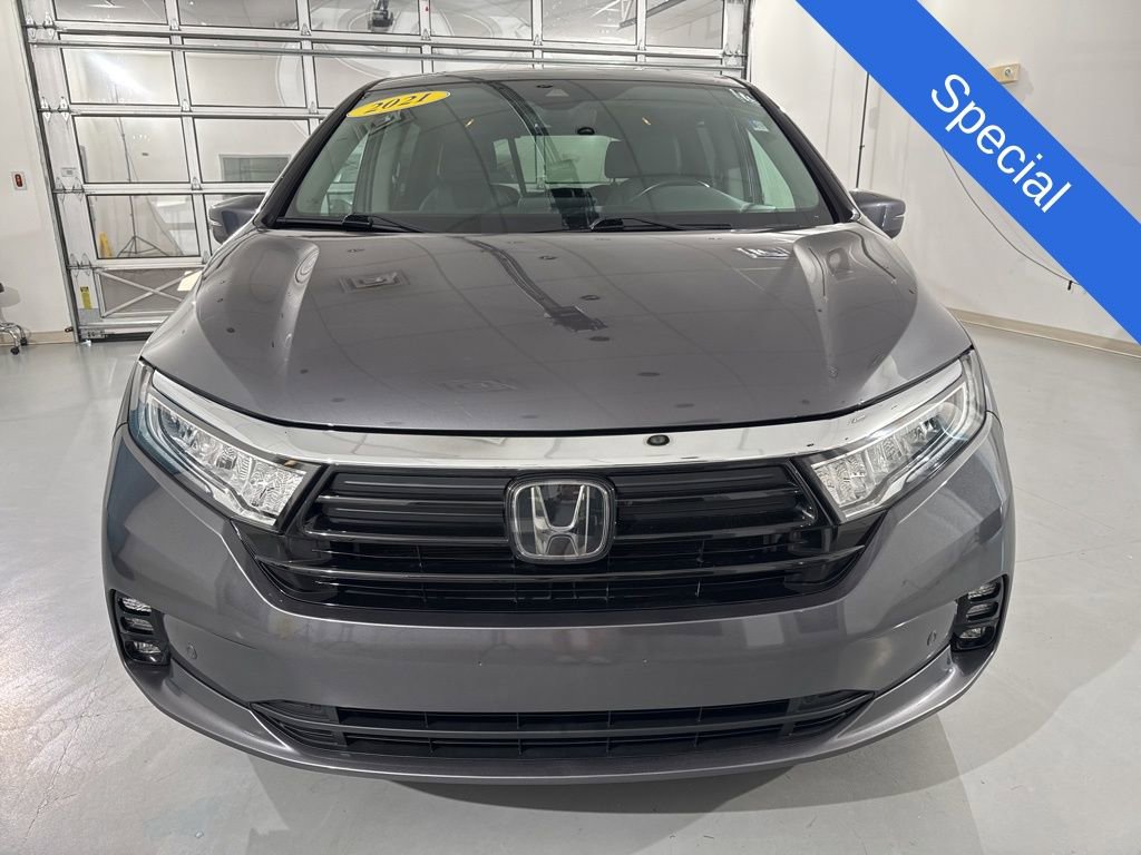 Used 2021 Honda Odyssey Touring image 2
