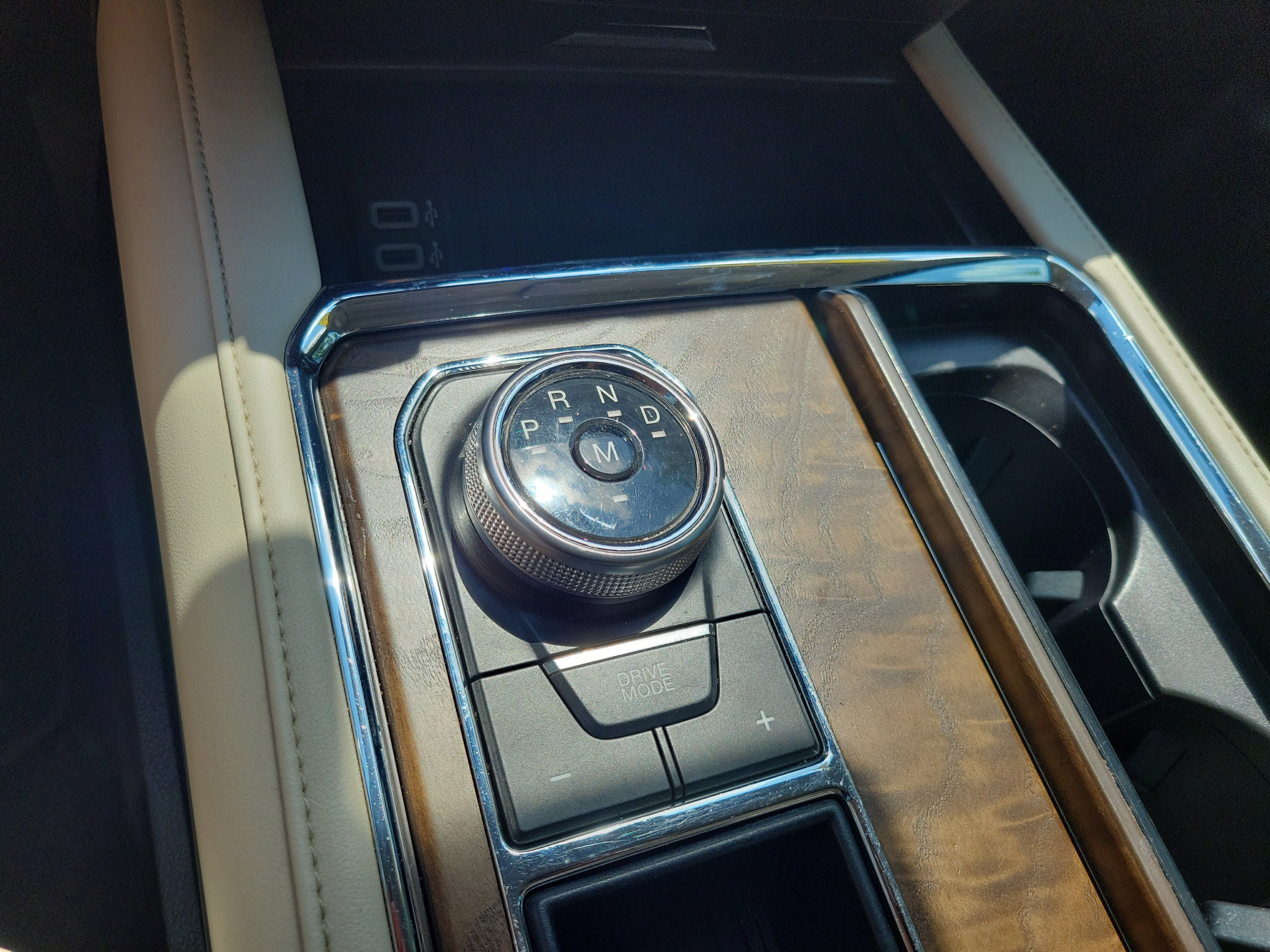 Used 2019 Ford Expedition Platinum RWD image 30