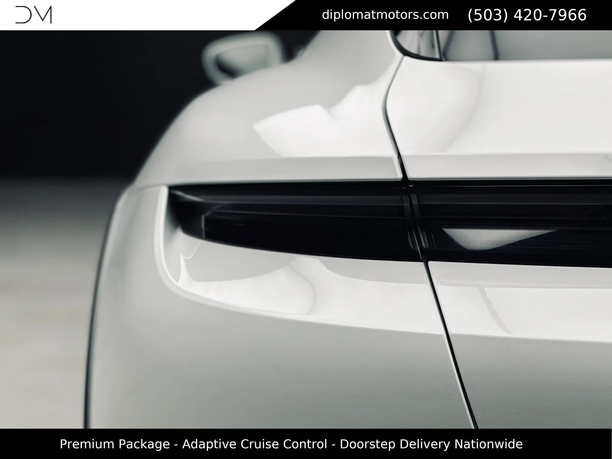 Used 2022 Porsche Taycan 4 Cross Turismo AWD/4WD image 15