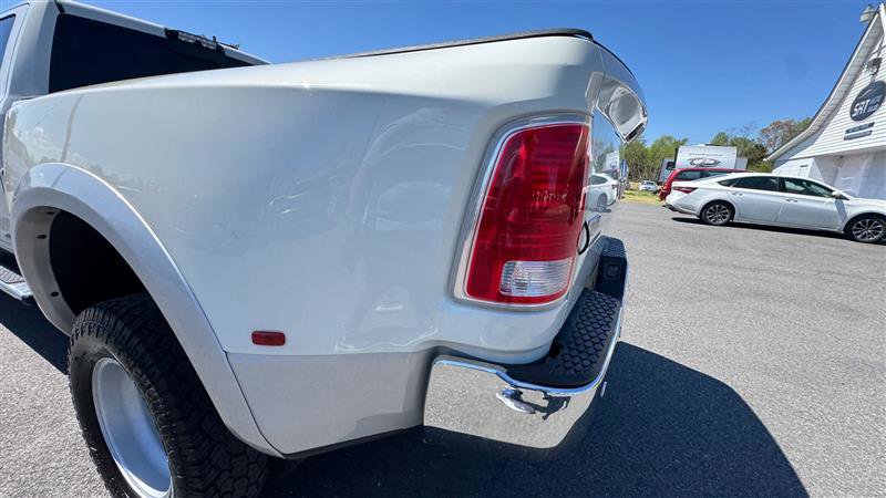 Used 2017 RAM 3500 Laramie image 21