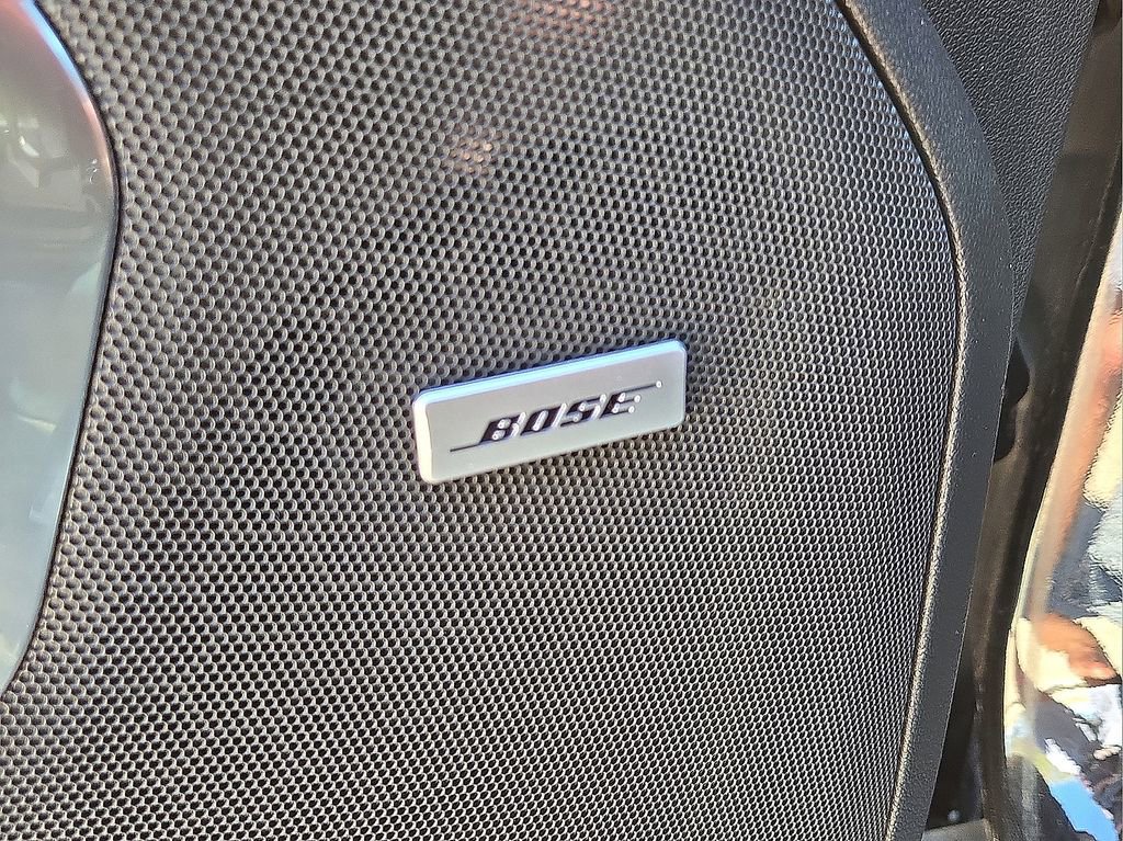 Used 2025 Chevrolet Tahoe Z71 w/ Comfort Package AWD/4WD image 25