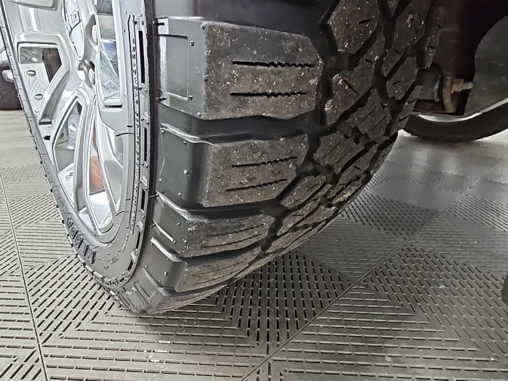 Used 2018 GMC Sierra 1500 Denali w/ Denali Ultimate Package image 47