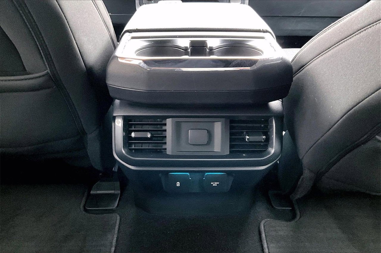 Used 2023 Ford F150 XLT w/ Equipment Group 302A High image 16
