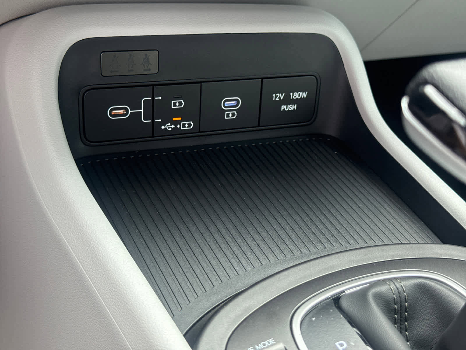 New 2026 Hyundai Kona SE image 19