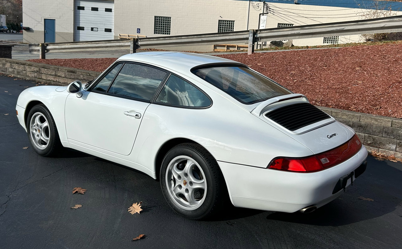 Used 1995 Porsche 911 Carrera image 3
